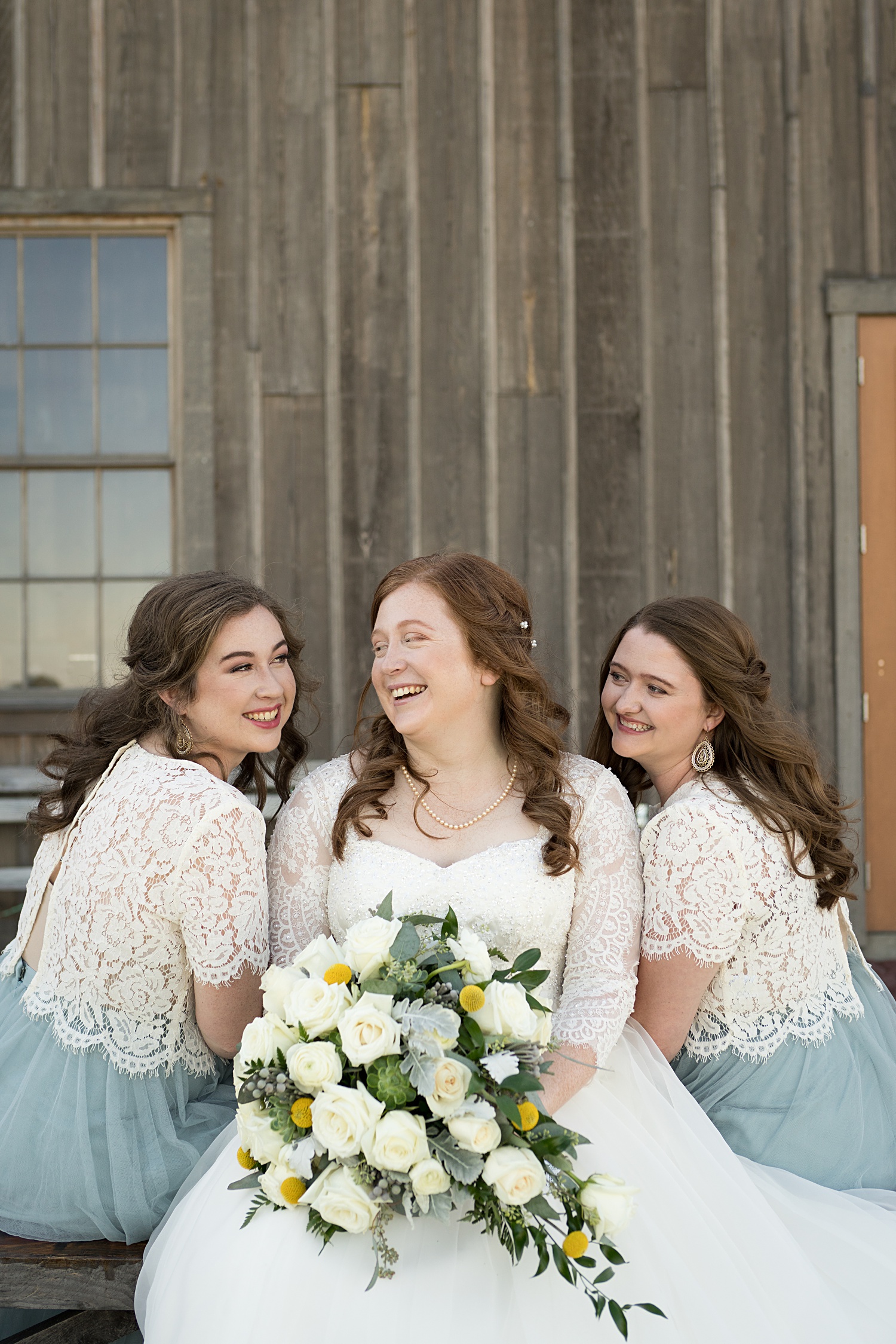 Weston-Red-Barn-Farm-Wedding-Wedding-Party-Photos-KC-Wedding-Photographer-Emily-Lynn-Photography