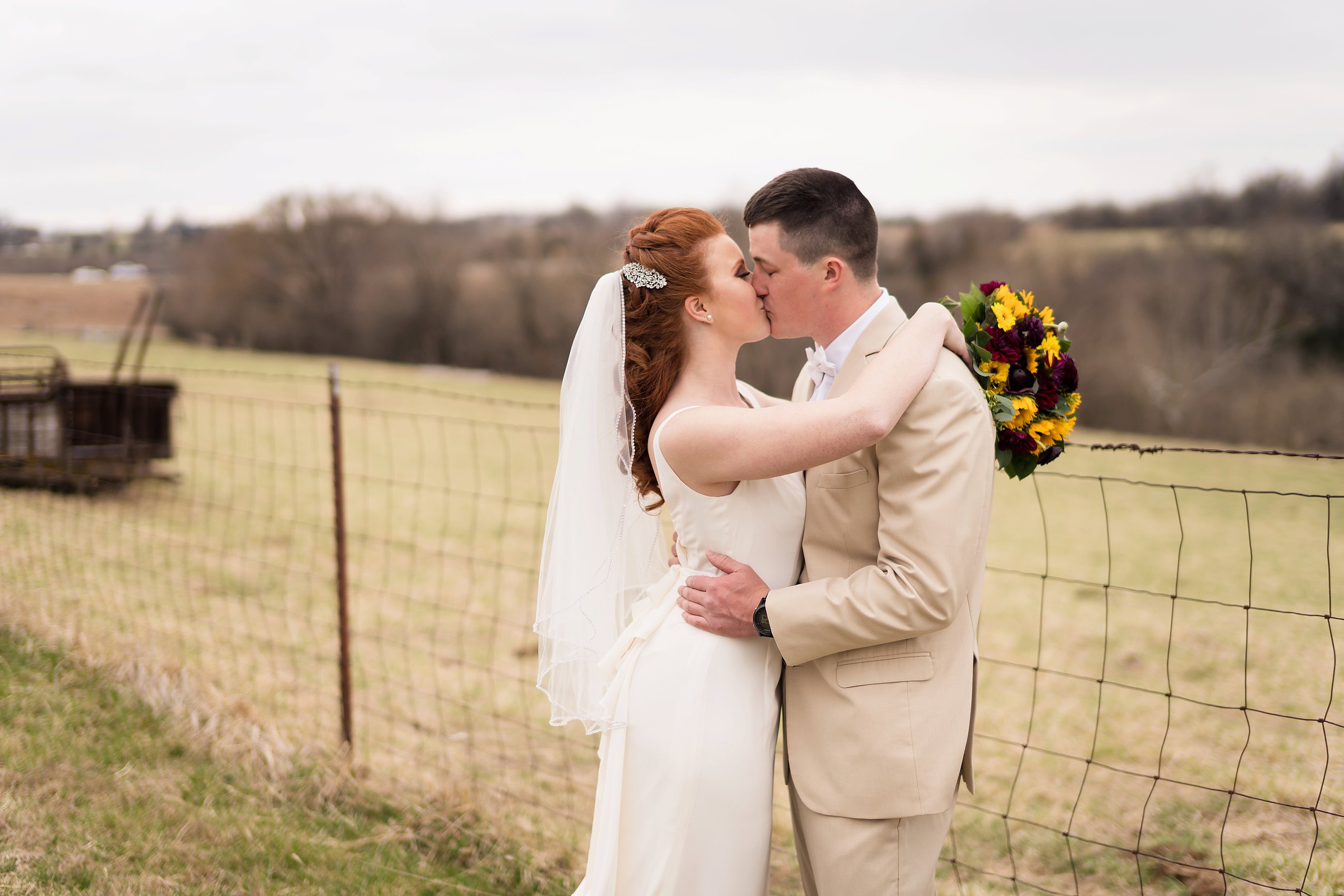 Couples Photos. The-Barn-at-Kill-Creek-Wedding-Photos-De-Soto-KS-Emily-Lynn-Photography