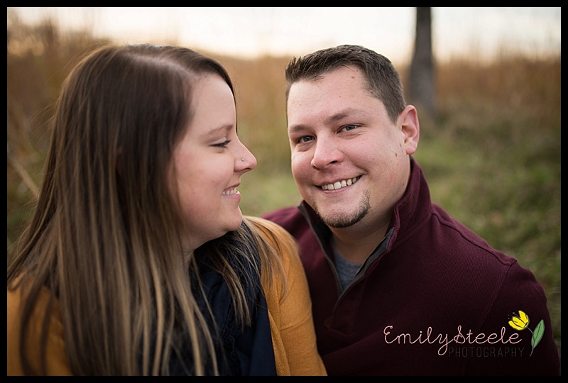 Picnic engagement session at Overlook Park at Clinton Lake