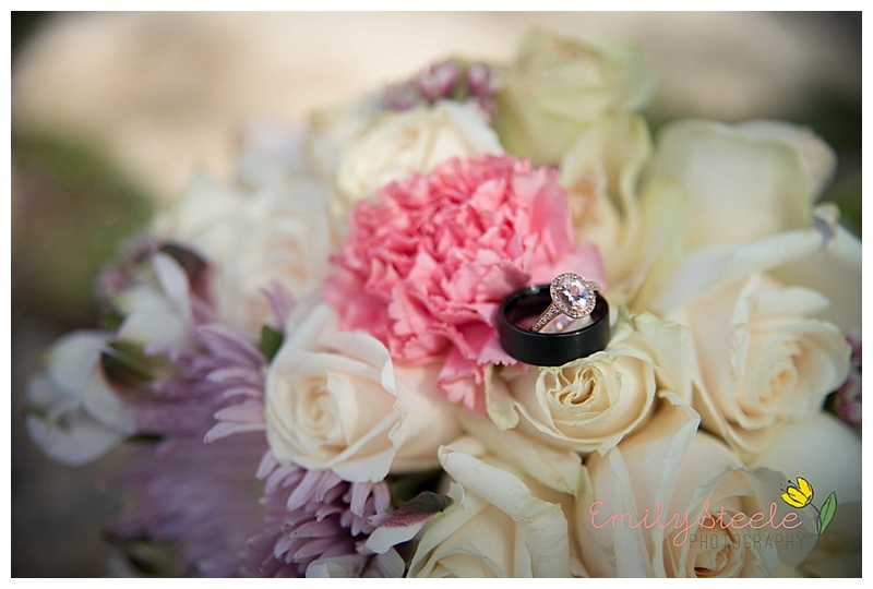 Pilgrim Chapel Wedding Photos Kansas City