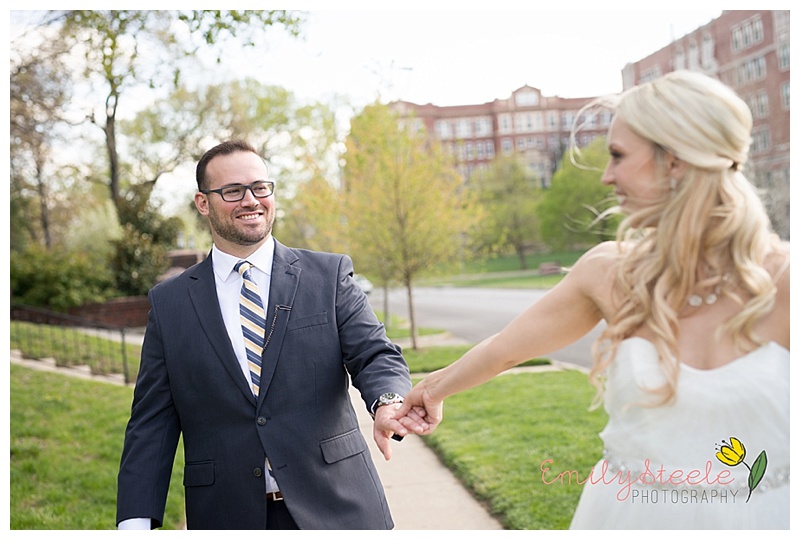 Pilgrim Chapel Wedding Photos Kansas City