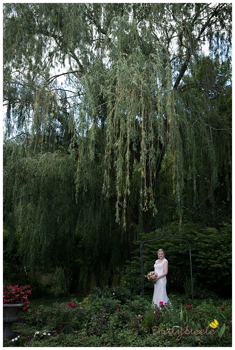 The Kelly Gallery Gardens Wedding Photos